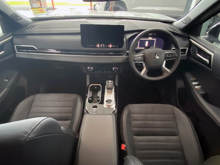 2026 MITSUBISHI Outlander LS BLACK EDN