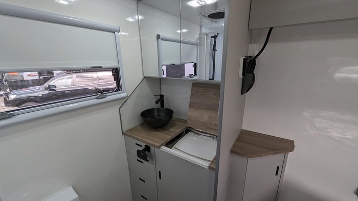 2024 JB Caravans Jb Touring 7.9M Motorhome
