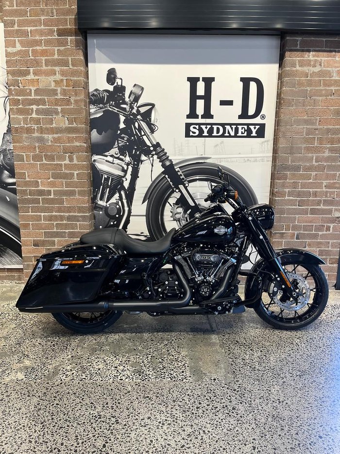 2025 Harley-Davidson Road King Special 114 (FLHRXS) Touring Black