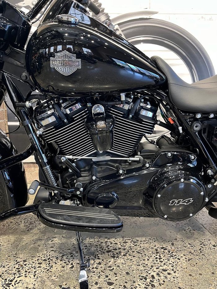 2025 Harley-Davidson Road King Special 114 (FLHRXS) Touring Black