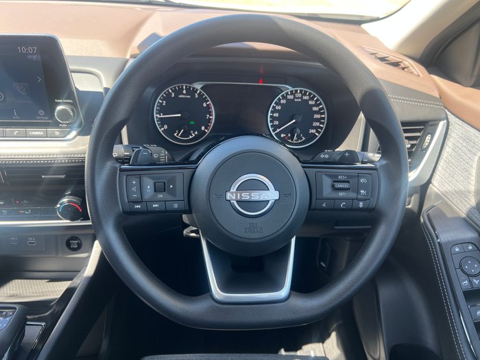 2025 Nissan X-TRAIL ST 2WD