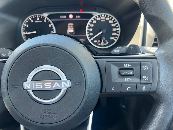 2025 Nissan X-TRAIL ST 2WD