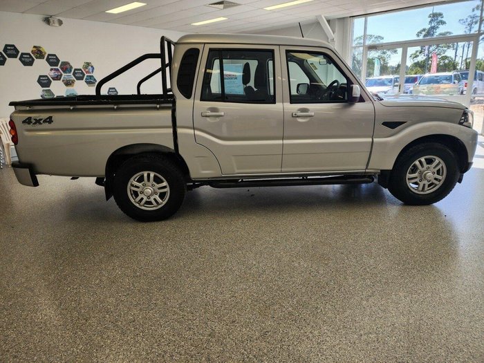 2023 Mahindra PIK-UP S11 4X4 De-Sat Silver