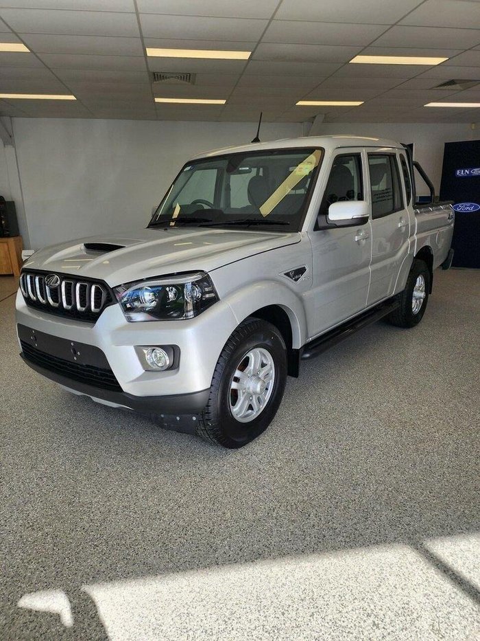 2023 Mahindra PIK-UP S11 4X4 De-Sat Silver