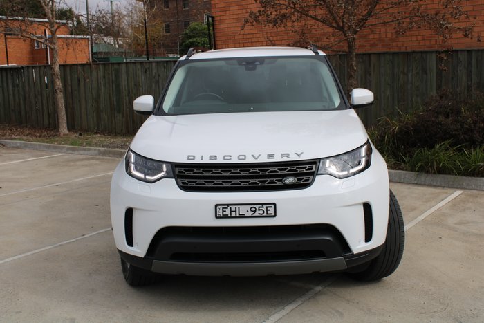 2019 Land Rover Discovery SD6 SE