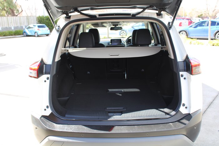2023 Nissan X-TRAIL ST-L