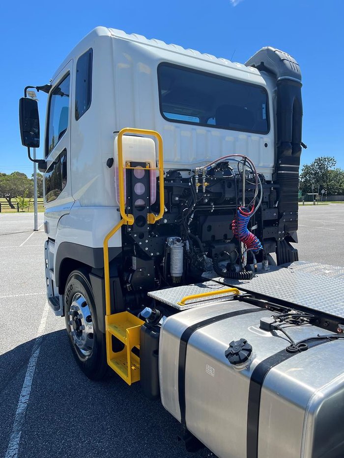 2024 Fuso Shogun FV74 460 White