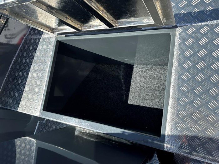 2024 Makocraft 561 Canyon Console