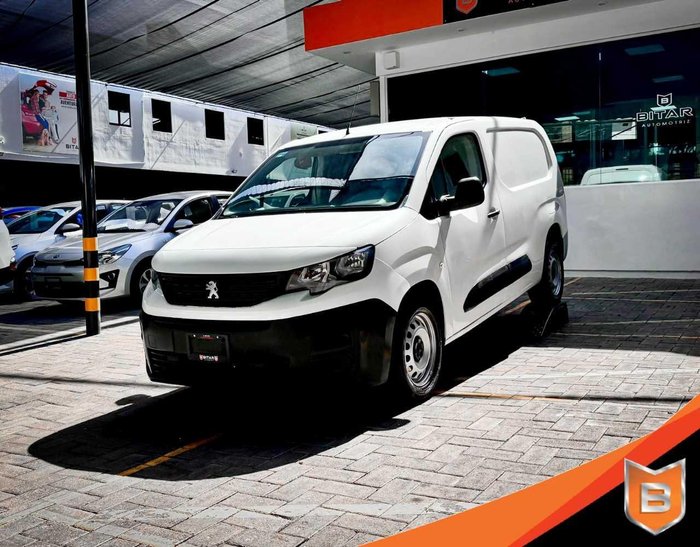 2020 Peugeot Nueva Partner