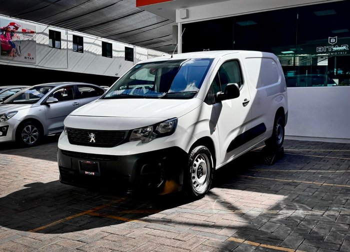 2020 Peugeot Nueva Partner 5p 1.6HDI 90hp Man 5Vel