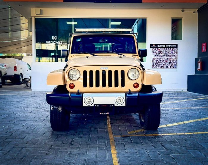 2013 Jeep Wrangler Unlimited Sahara