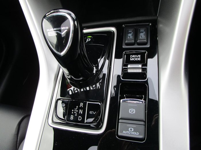 2023 Mitsubishi Eclipse Cross PHEV Exceed