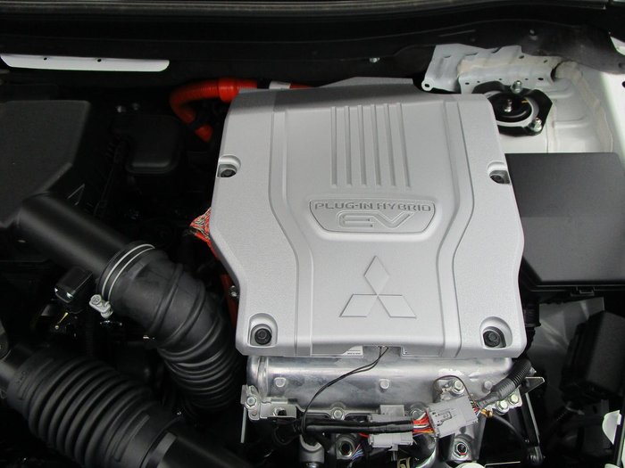 2023 Mitsubishi Eclipse Cross PHEV Exceed