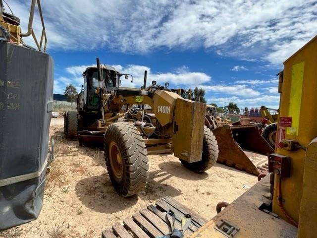 2009 Caterpillar 140M