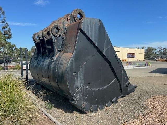 2000 Hitachi Ex5500