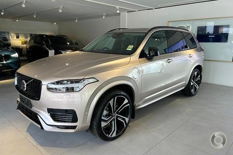 2023 Volvo XC90