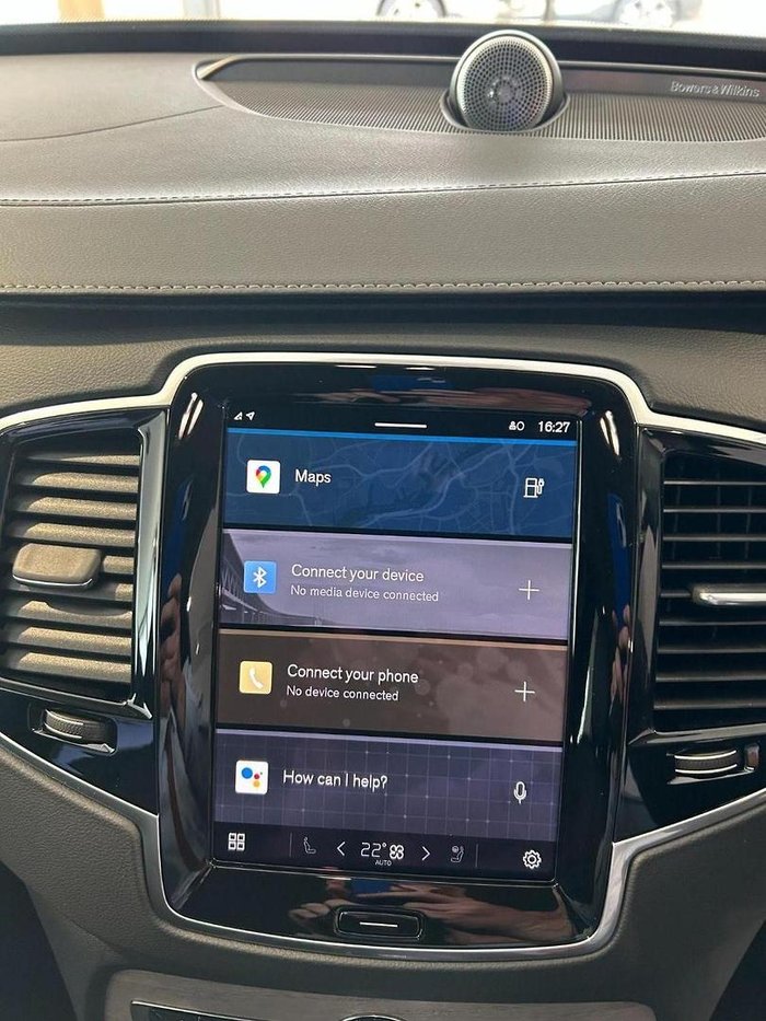 2023 Volvo XC90 Recharge Ultimate T8 Plug-In Hybrid