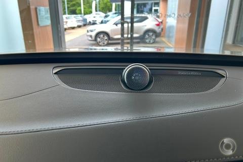 2023 Volvo XC90 Recharge Ultimate T8 Plug-In Hybrid