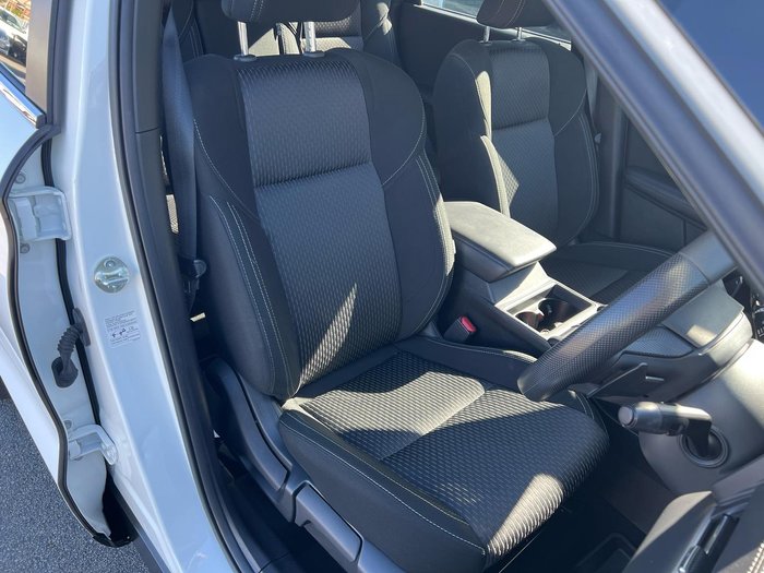 2023 Mitsubishi Outlander ES