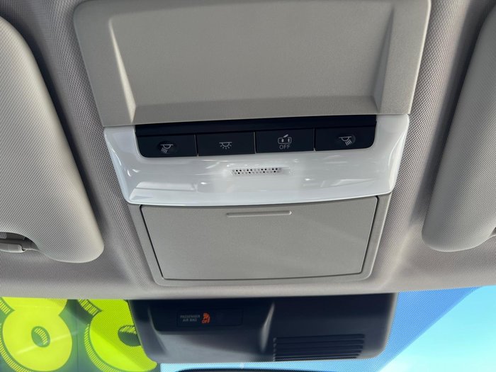 2023 Mitsubishi Outlander ES