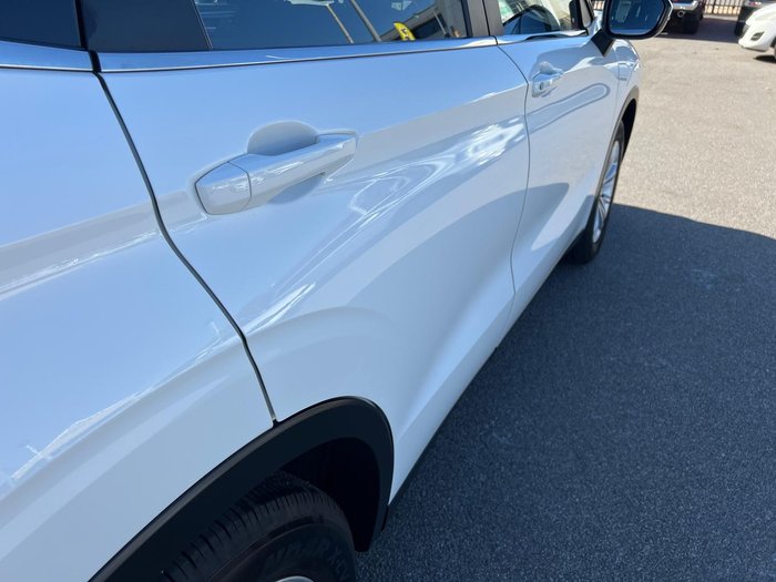 2023 Mitsubishi Outlander ES