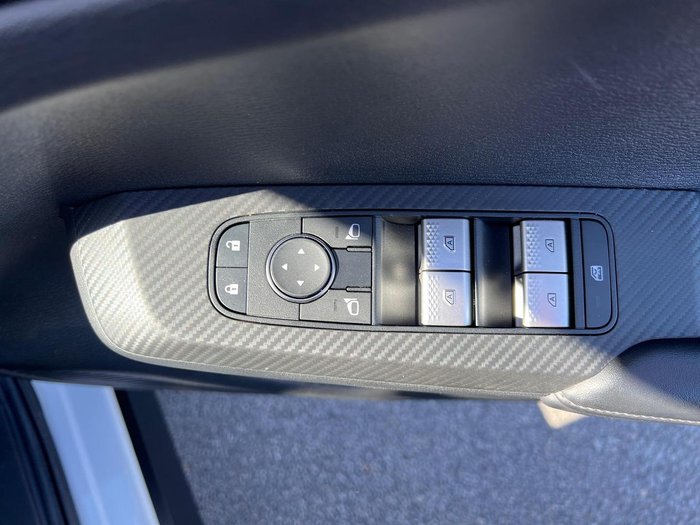 2023 Mitsubishi Outlander ES