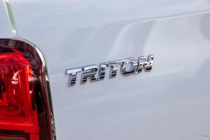 2023 Mitsubishi Triton GLX