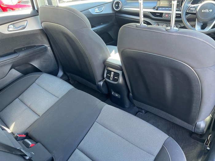 2023 Kia Cerato S