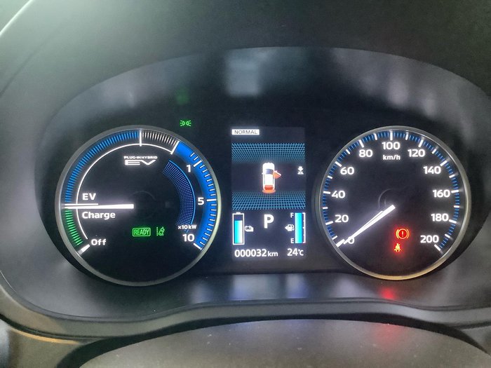 2024 Mitsubishi Eclipse Cross PHEV ES