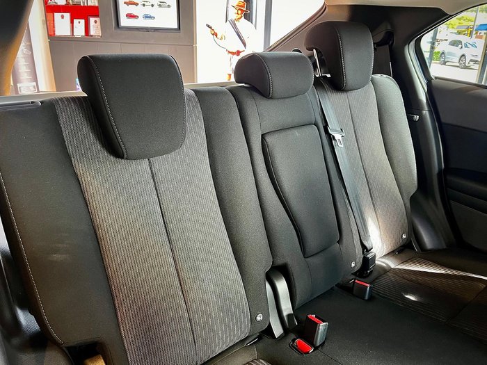 2024 Mitsubishi Eclipse Cross PHEV ES