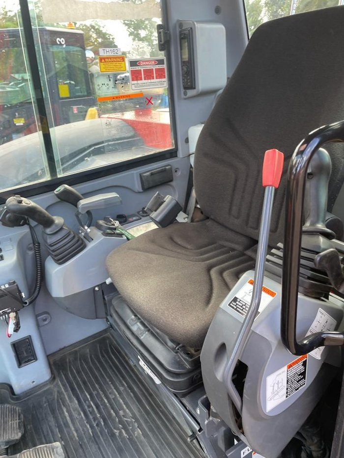 2021 Kubota Kx080-3S Orange