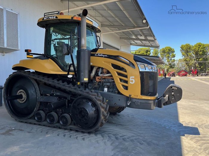 2015 Challenger Mt765e