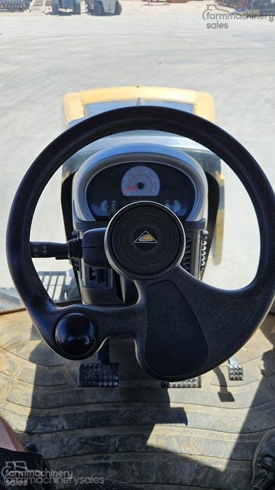 2015 Challenger Mt765e