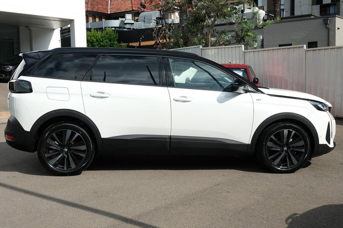 2023 Peugeot 5008 GT Sport