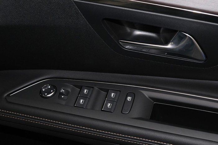 2023 Peugeot 5008 GT Sport