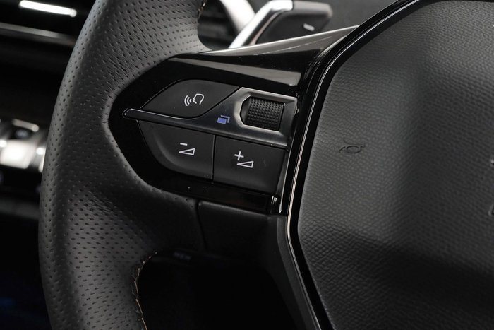 2023 Peugeot 5008 GT Sport