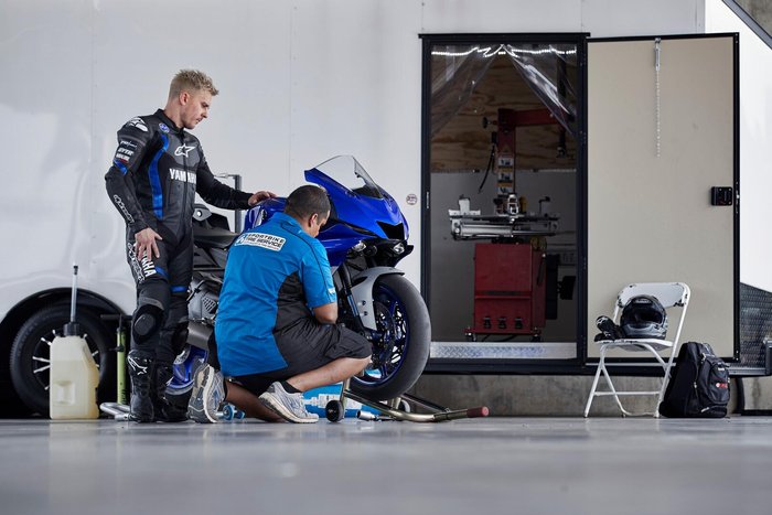 2024 Yamaha YZF-R6 Race Model R6 Black