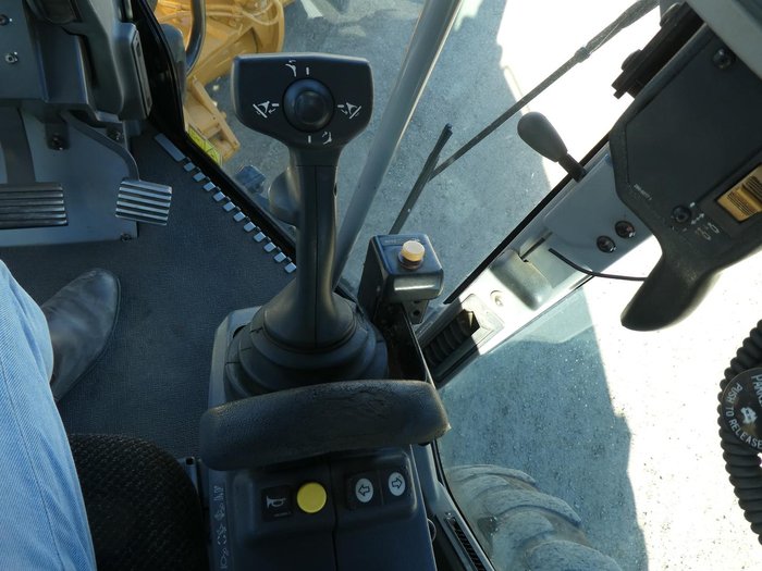 2010 Caterpillar 140M YELLOW