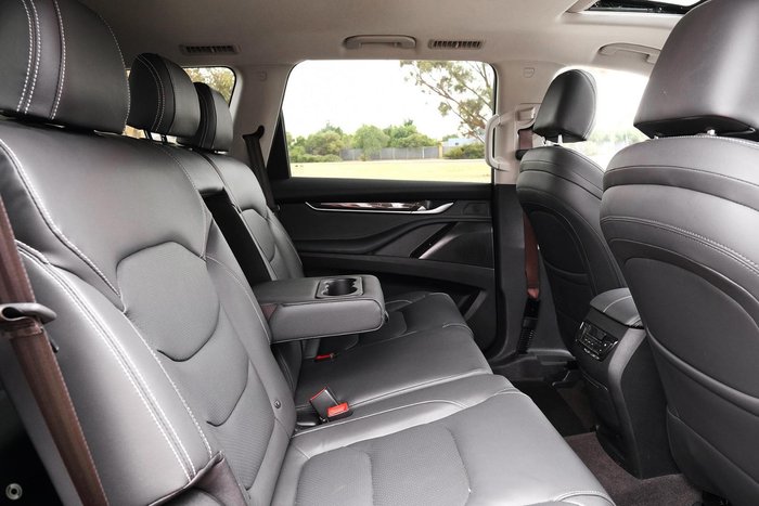 2024 LDV D90 Executive