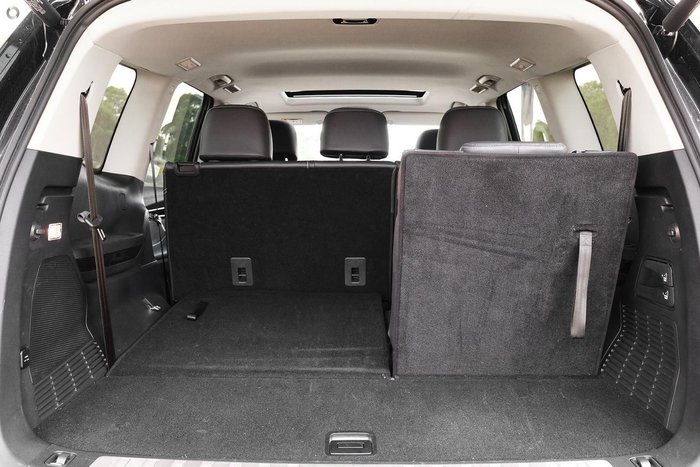 2024 LDV D90 Executive