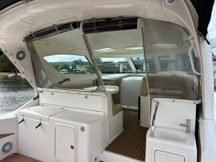 2004 Riviera 4000 OFFSHORE