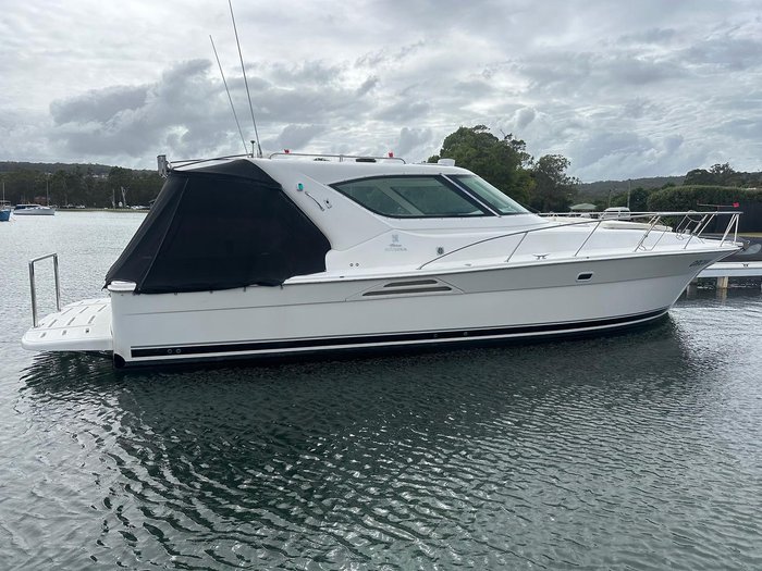 2004 Riviera 4000 OFFSHORE