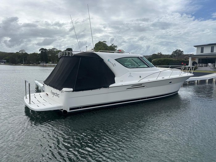 2004 Riviera 4000 OFFSHORE