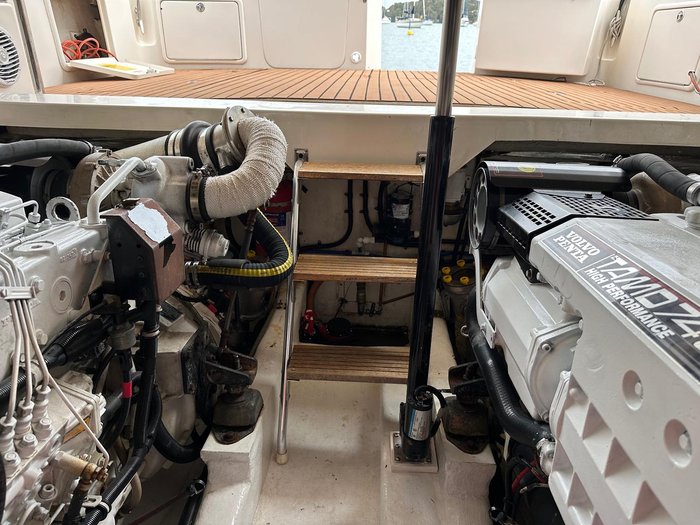 2004 Riviera 4000 OFFSHORE