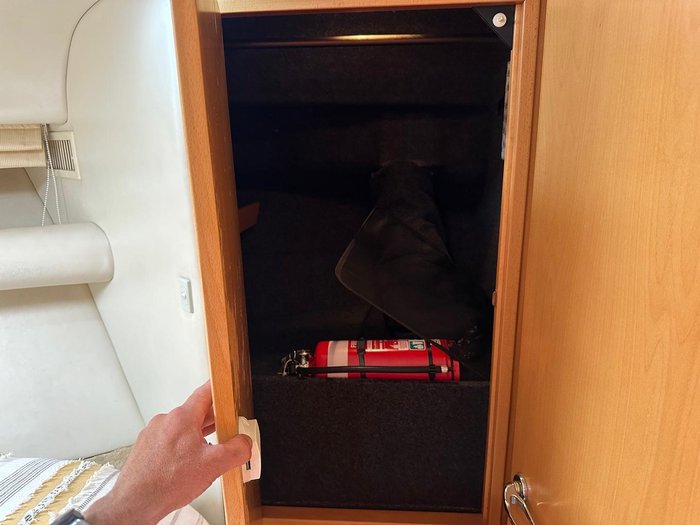 2004 Riviera 4000 OFFSHORE