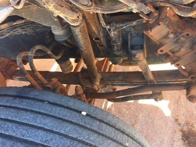 1985 Volvo N12 White