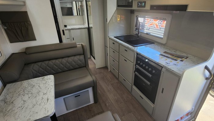 2023 JB Caravans Scorpion Sting 19'6