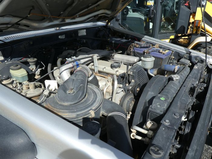 1998 Toyota Landcruiser Ute SILVER