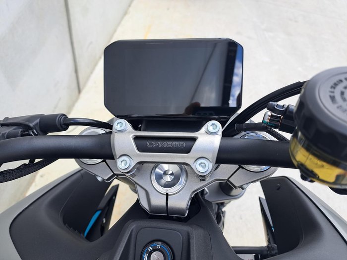 2025 CFMOTO 450NK NK Black
