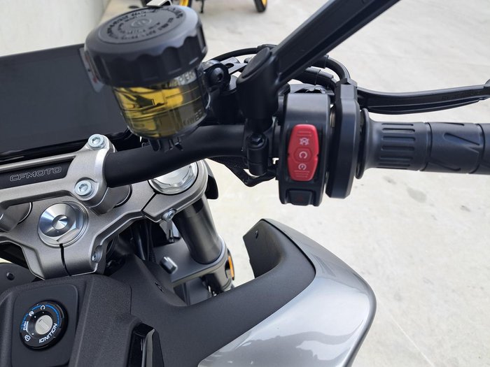 2025 CFMOTO 450NK NK Black